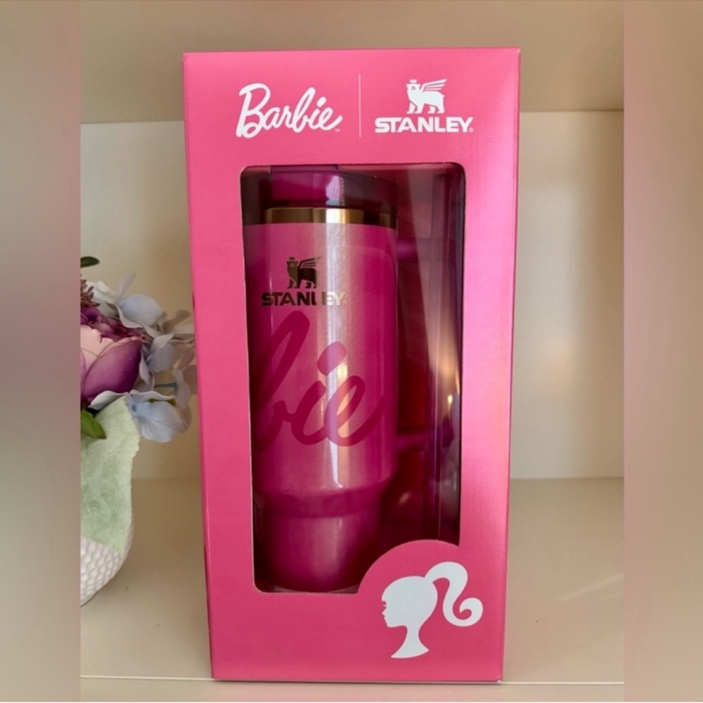 🎉LAST PIECE🎉Limited Edition Barbie x Stanley Icon 40 oz‎ Quencher